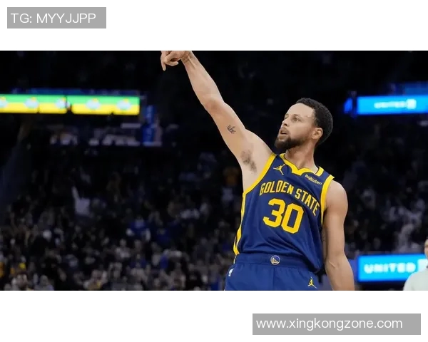 哈登三分球超越雷阿伦升至历史第二仅次于库里