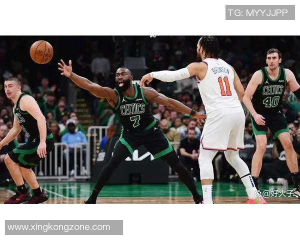 内线核心表现出色科内特半场高效贡献8分4板1帽助球队领先